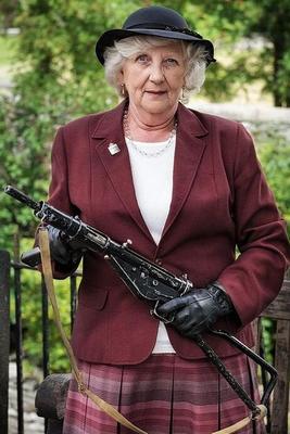 Bitches  - GET YOUR COCK OUT OR I BLOW YOUR FUCKING BALLS OFF!